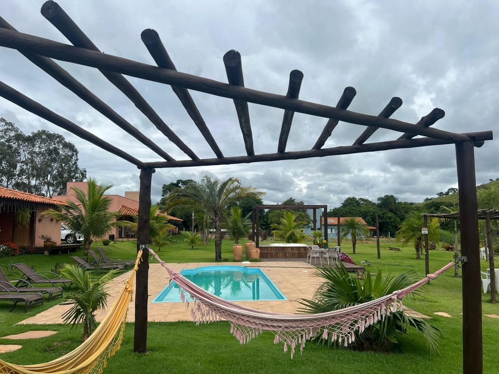 Paraiso Capitolio "A Pousada Da Dona Perpetua" Bagian luar foto