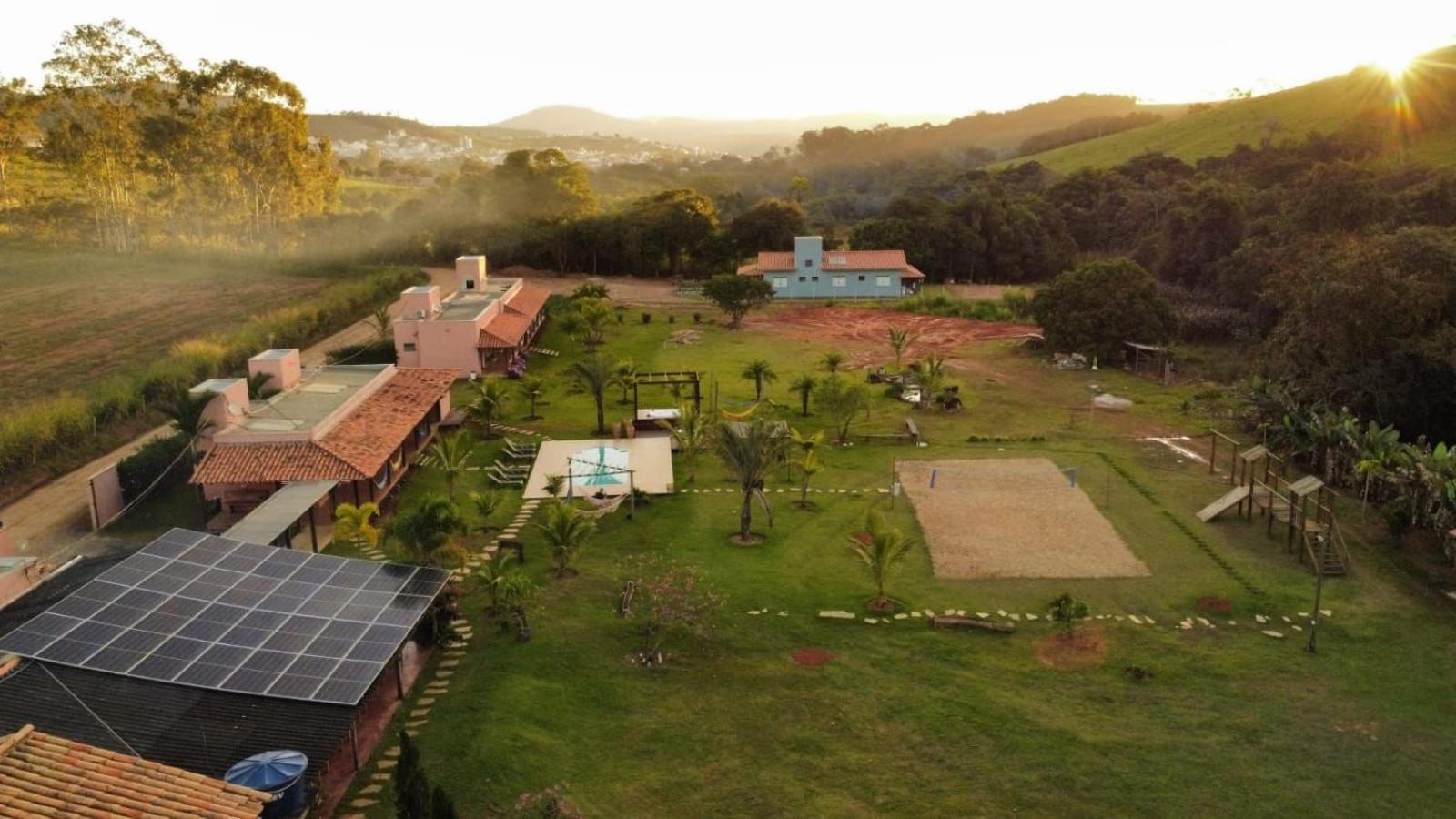 Paraiso Capitolio "A Pousada Da Dona Perpetua" Bagian luar foto